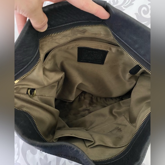 COACH Carly Large Hobo Shoulder Leather Black Purse - Picture 6 of 14